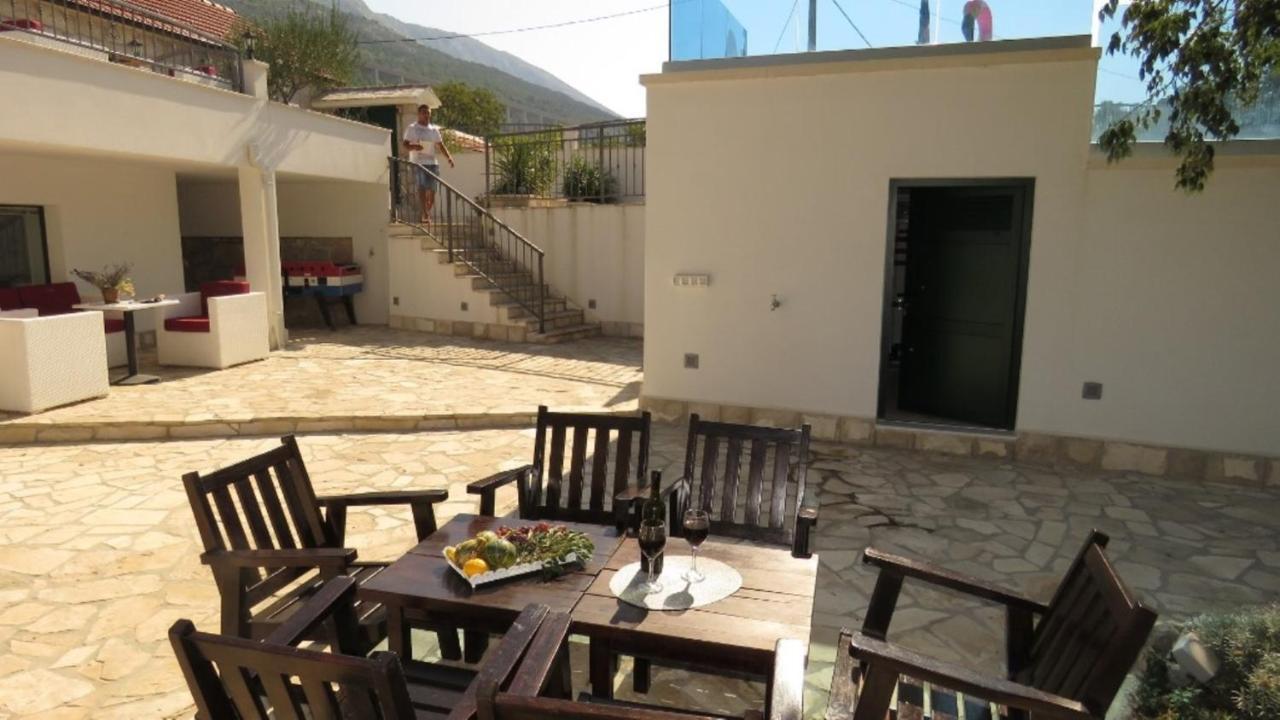 Donje RascaneDvori Stipanovi With Heated Pool And Jacuzzi别墅 外观 照片
