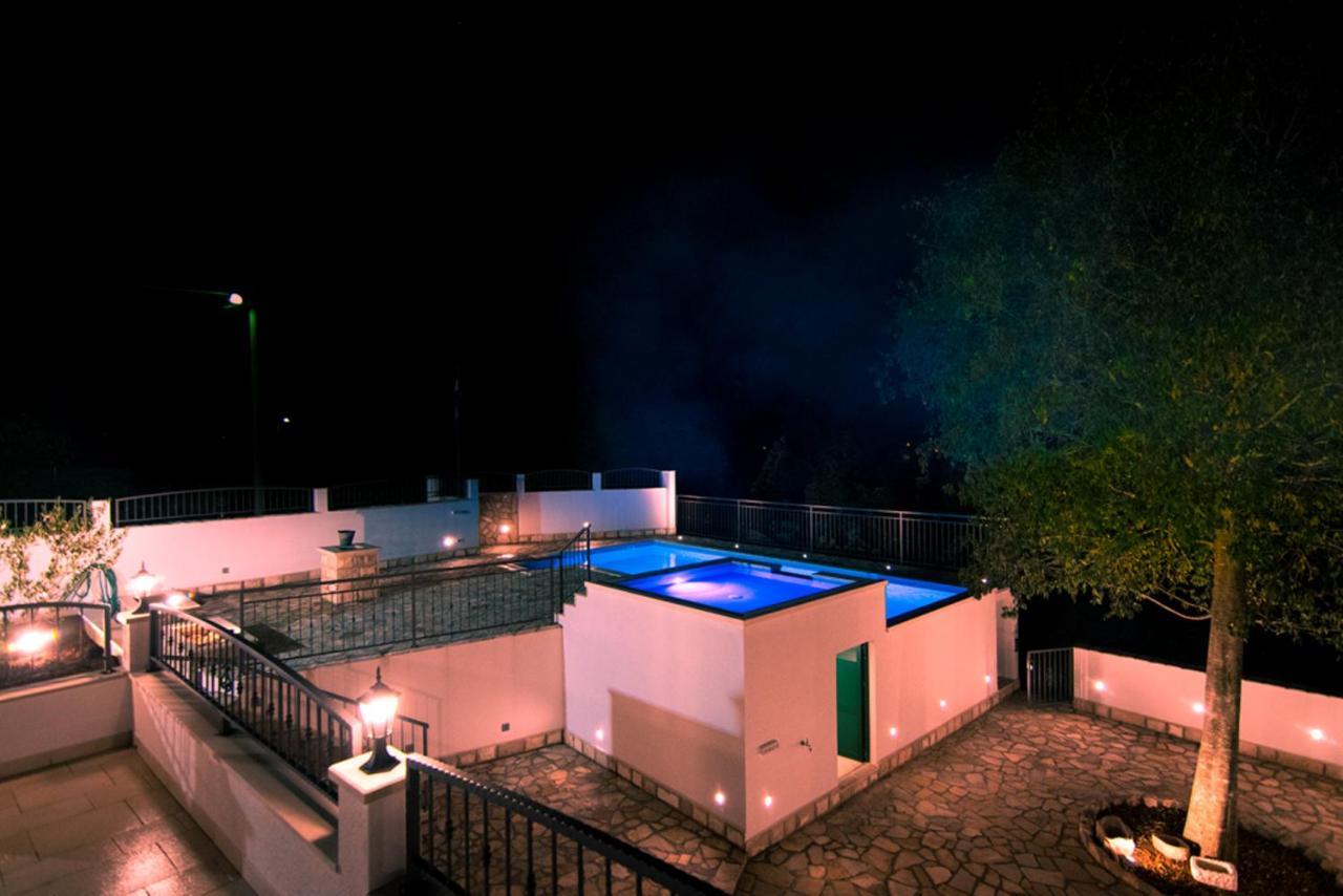 Donje RascaneDvori Stipanovi With Heated Pool And Jacuzzi别墅 外观 照片