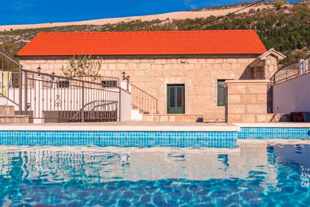 Donje RascaneDvori Stipanovi With Heated Pool And Jacuzzi别墅 外观 照片